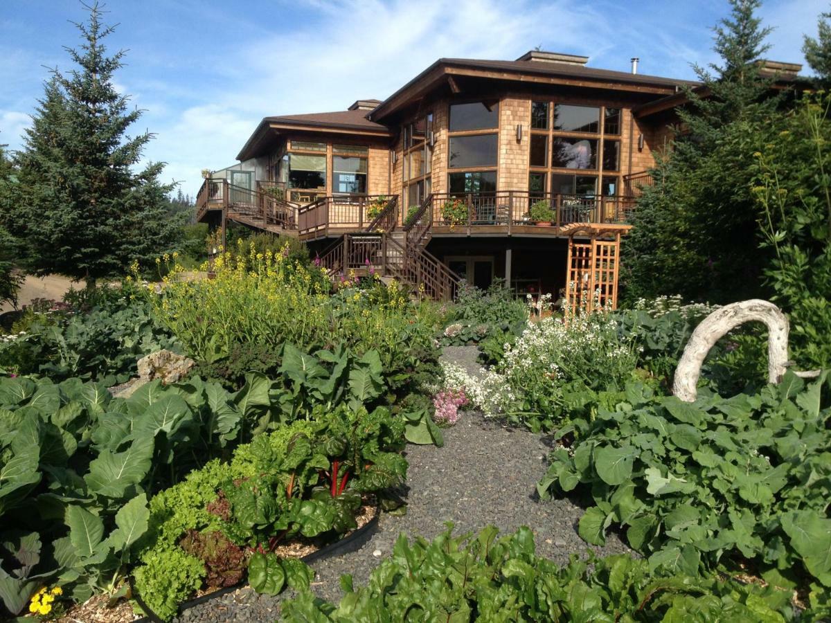 Stillpoint Lodge - All-Inclusive Halibut Cove Exteriör bild